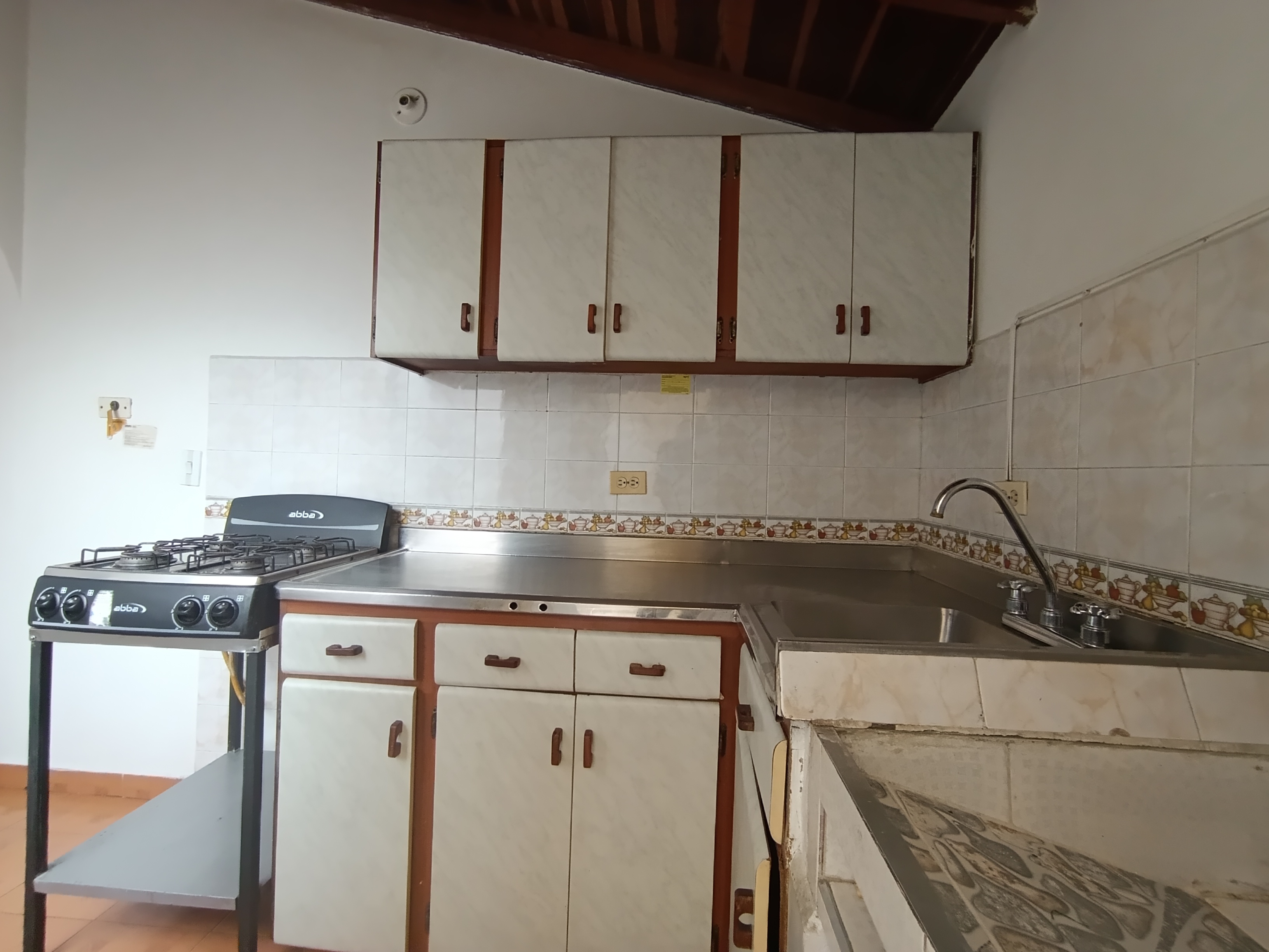Apartaestudio en arriendo en Cabañitas Bello