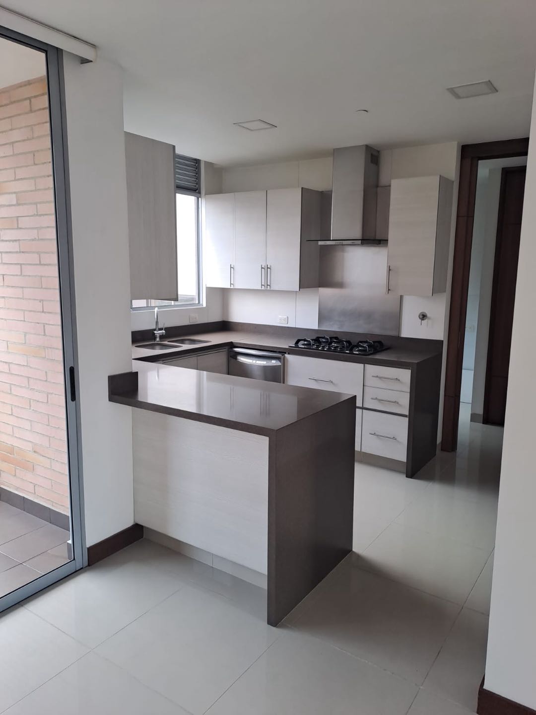 Apartamento a la venta cerca a milla de oro