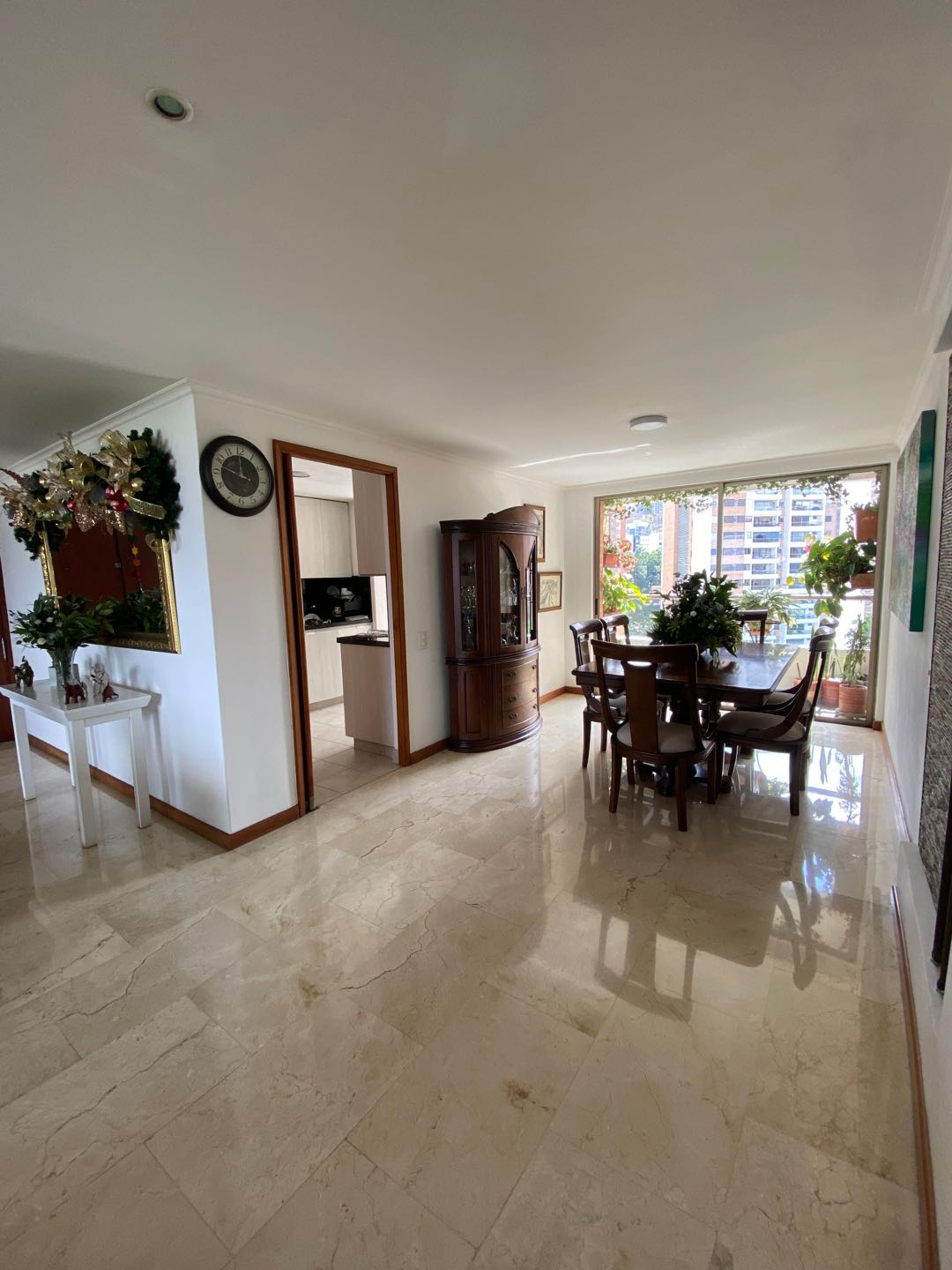 Apartamento a la venta cerca a milla de oro