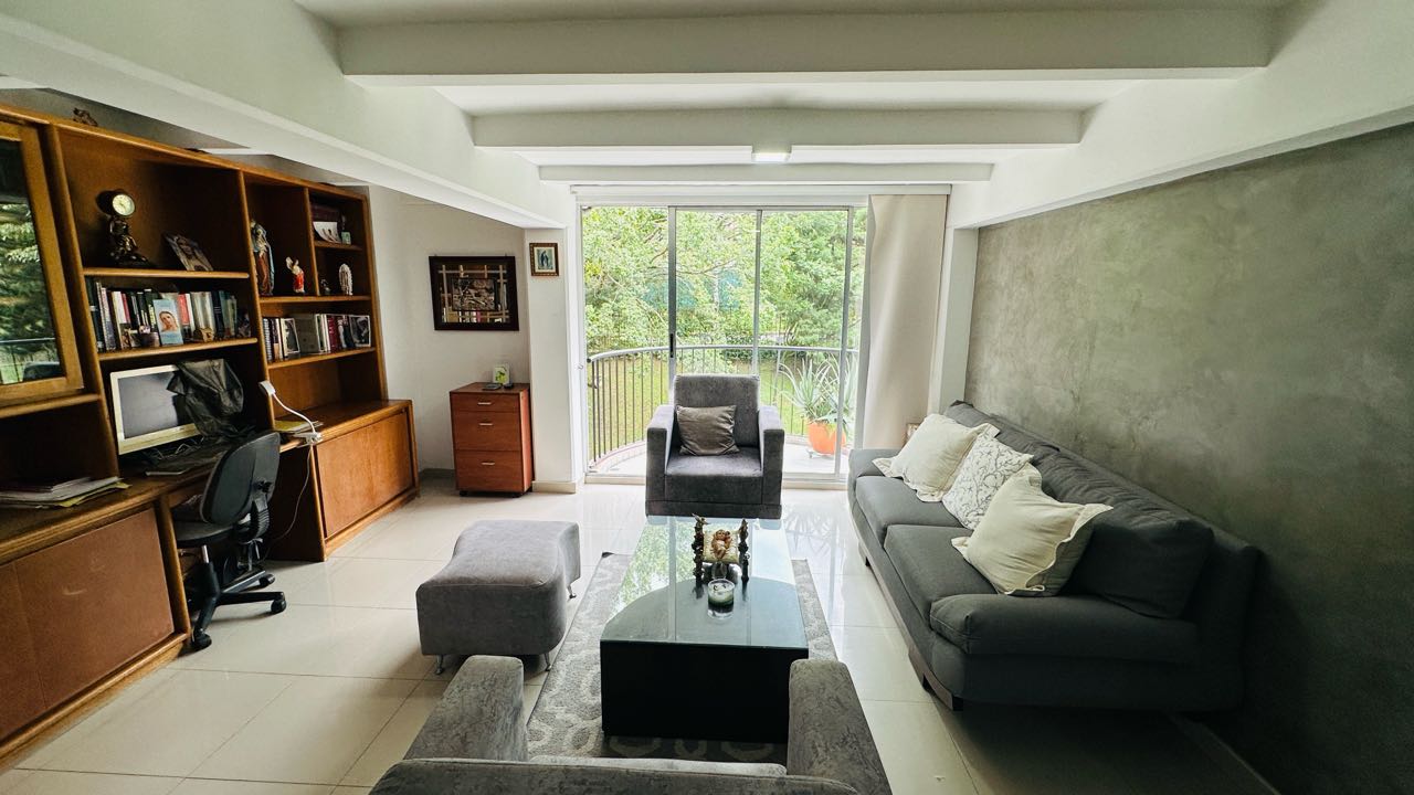 Apartamento a la venta en el poblado