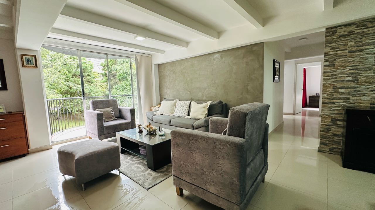 Apartamento a la venta en el poblado