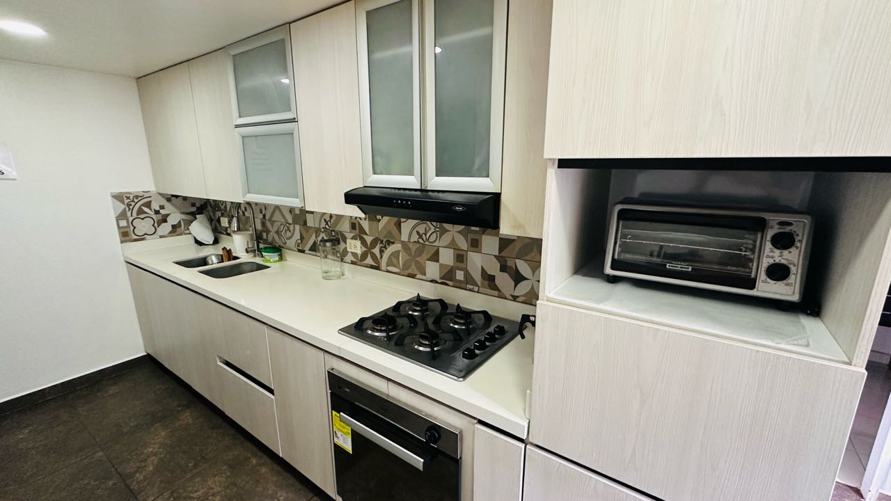 Apartamento a la venta en el poblado