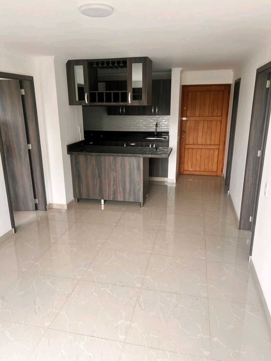 Apartamento a la venta por Poblado Visitación AV3