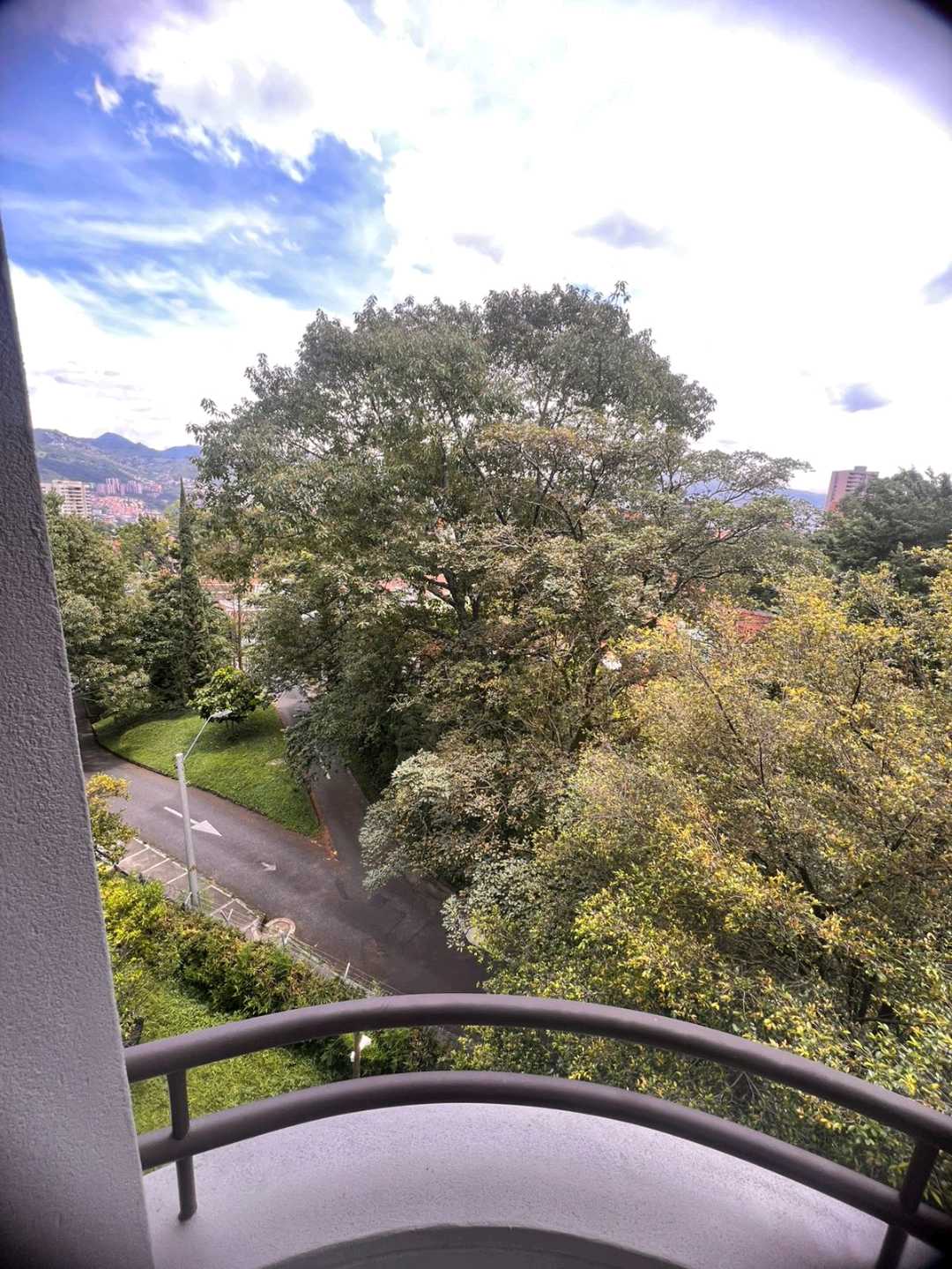 Apartamento a la venta por Poblado Visitación AV3