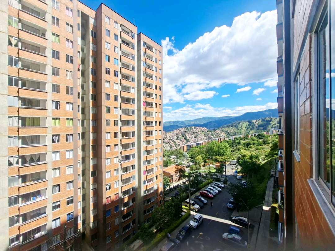 Apartamento a la venta Robledo la Campiña