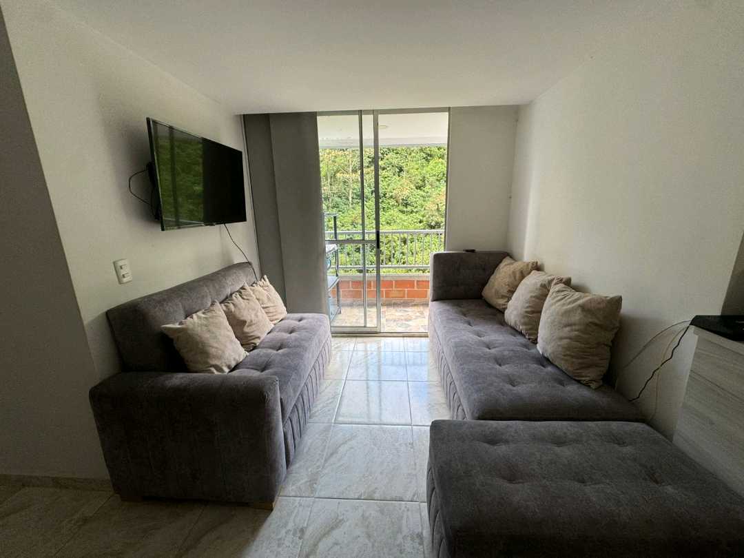 Apartamento a la venta Sabaneta Loma de San José AB13