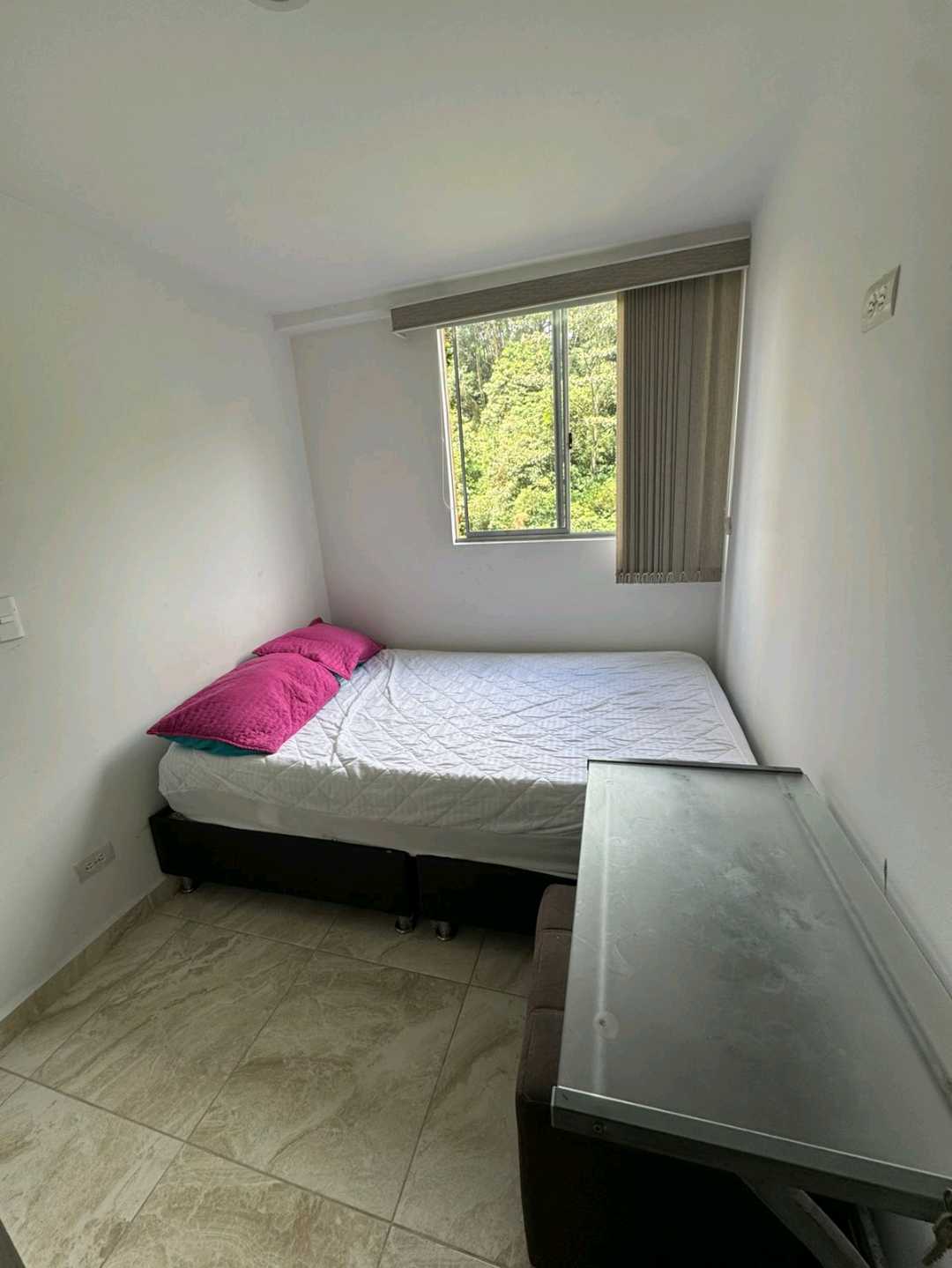 Apartamento a la venta Sabaneta Loma de San José AB13