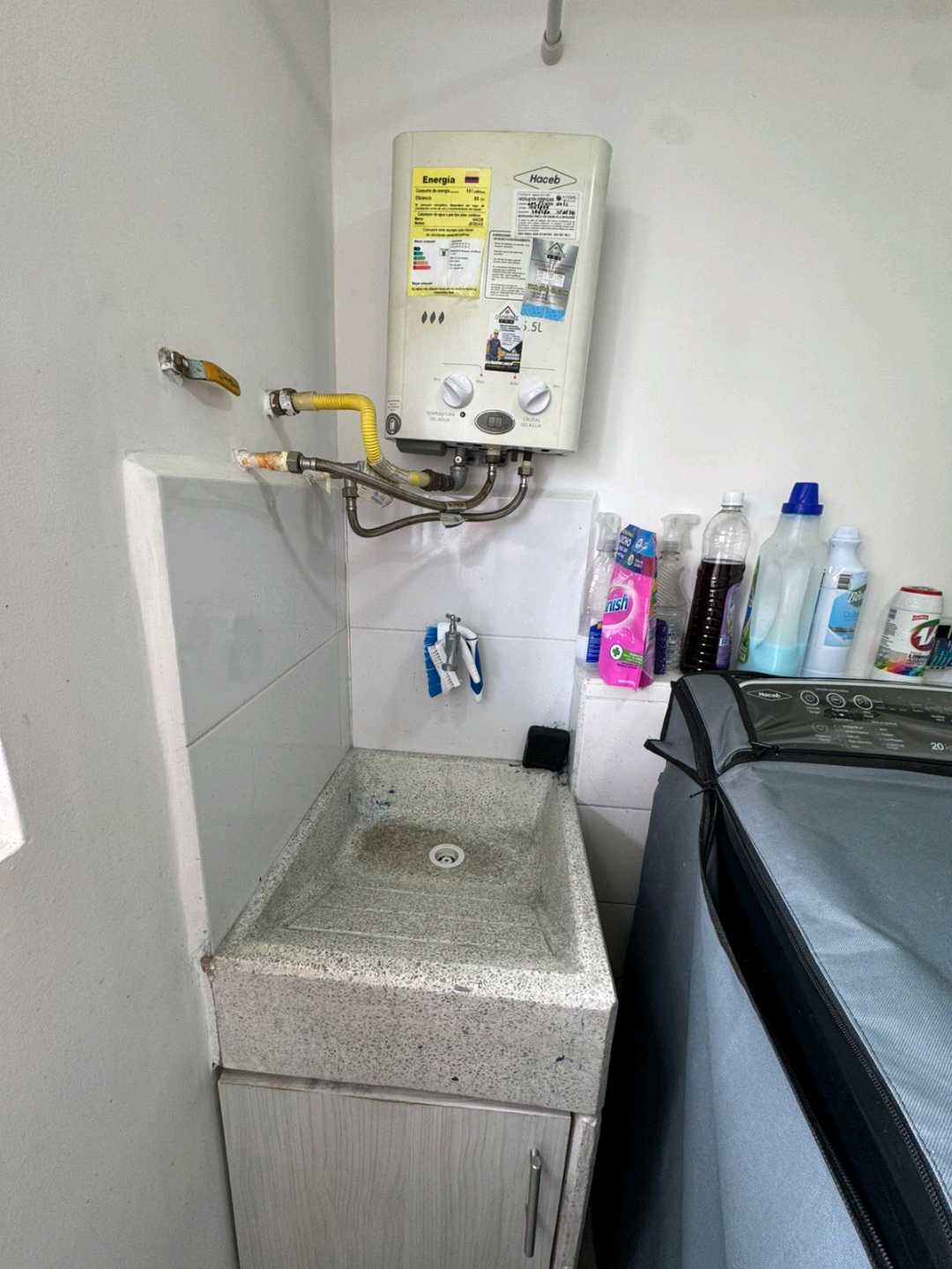 Apartamento a la venta Sabaneta Loma de San José AB13