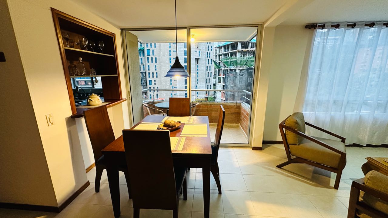 Apartamento amoblado cerca a Provenza