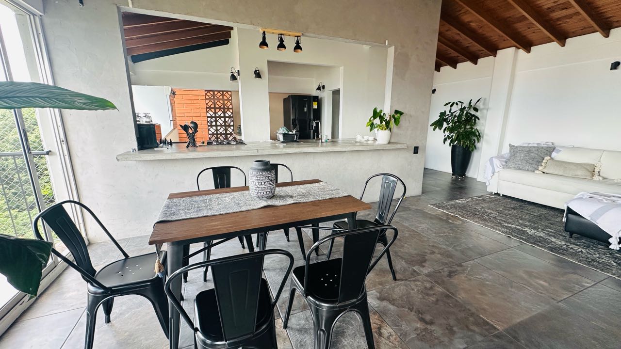 Apartamento amoblado cerca al tesoro