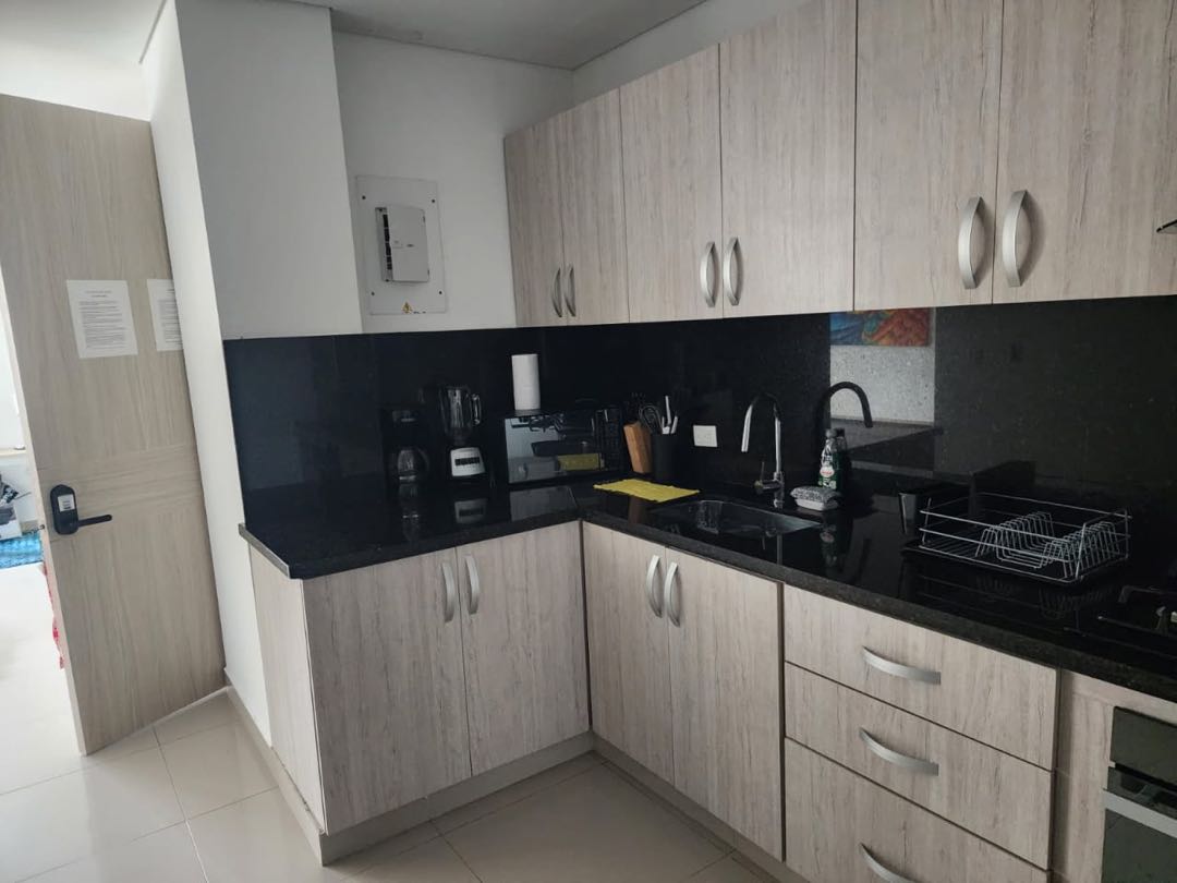 APARTAMENTO AMOBLADO  EN ARRIENDO EN CRESPO - CARTAGENA