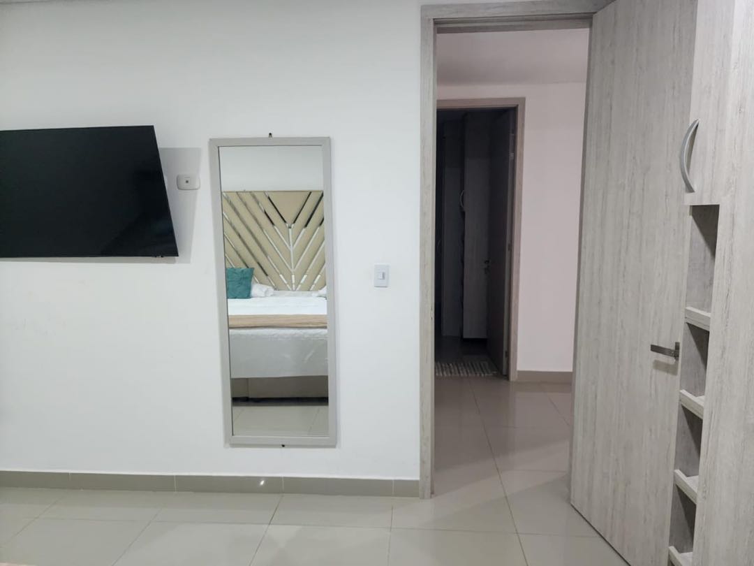 APARTAMENTO AMOBLADO  EN ARRIENDO EN CRESPO - CARTAGENA