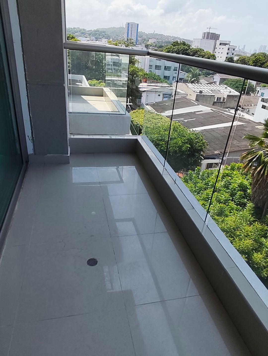 APARTAMENTO AMOBLADO EN ARRIENDO EN CRESPO - CARTAGENA