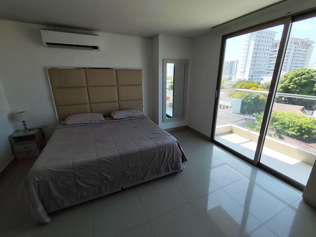 APARTAMENTO AMOBLADO EN ARRIENDO EN CRESPO - CARTAGENA