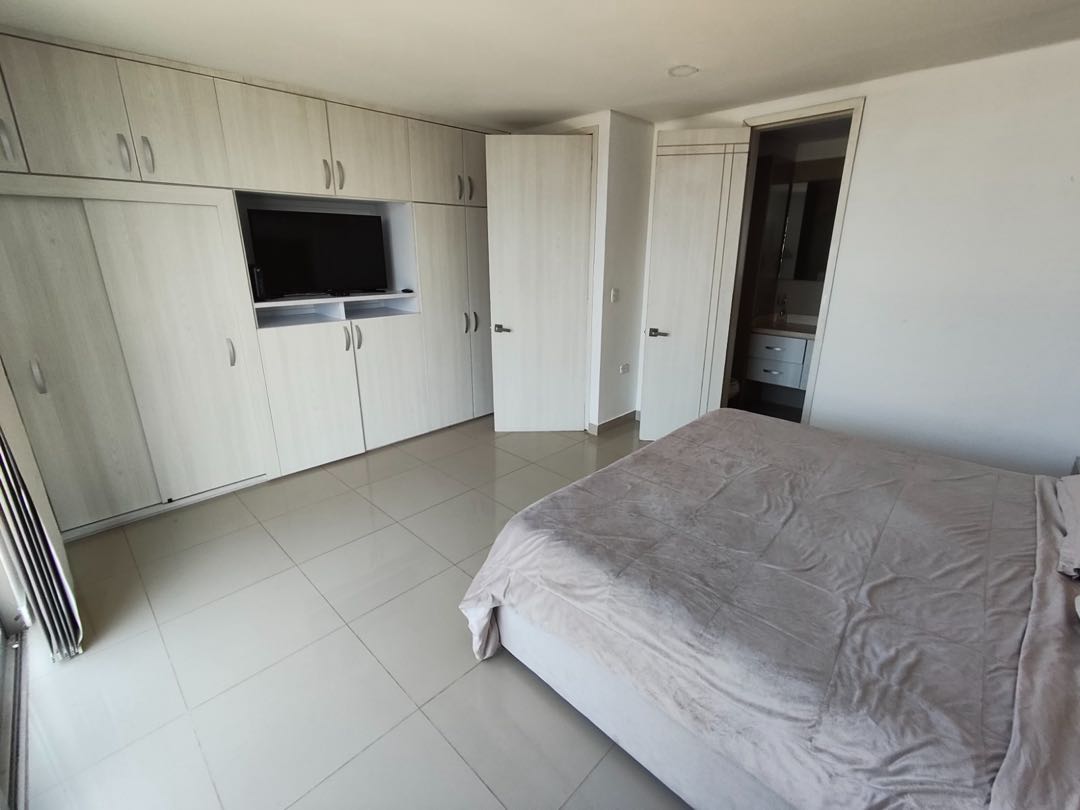 APARTAMENTO AMOBLADO EN ARRIENDO EN CRESPO - CARTAGENA