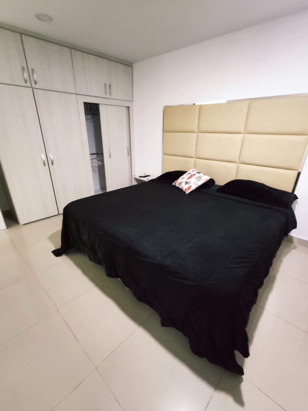 APARTAMENTO AMOBLADO EN ARRIENDO EN CRESPO - CARTAGENA