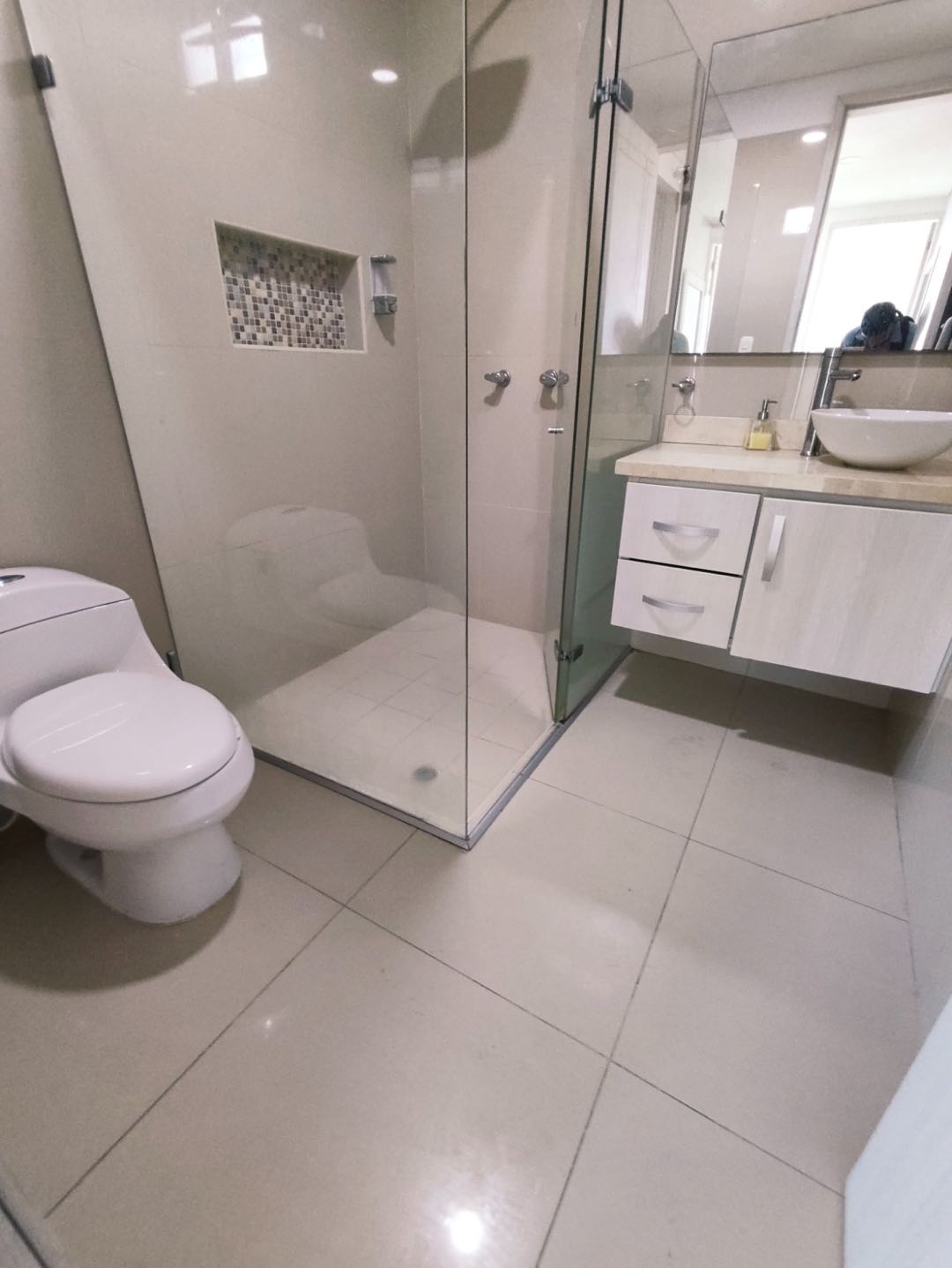 APARTAMENTO AMOBLADO EN ARRIENDO EN CRESPO - CARTAGENA