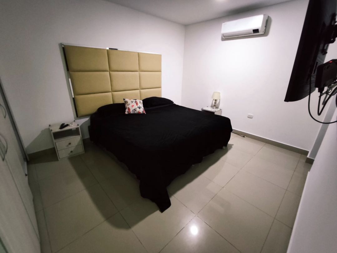 APARTAMENTO AMOBLADO EN ARRIENDO EN CRESPO - CARTAGENA