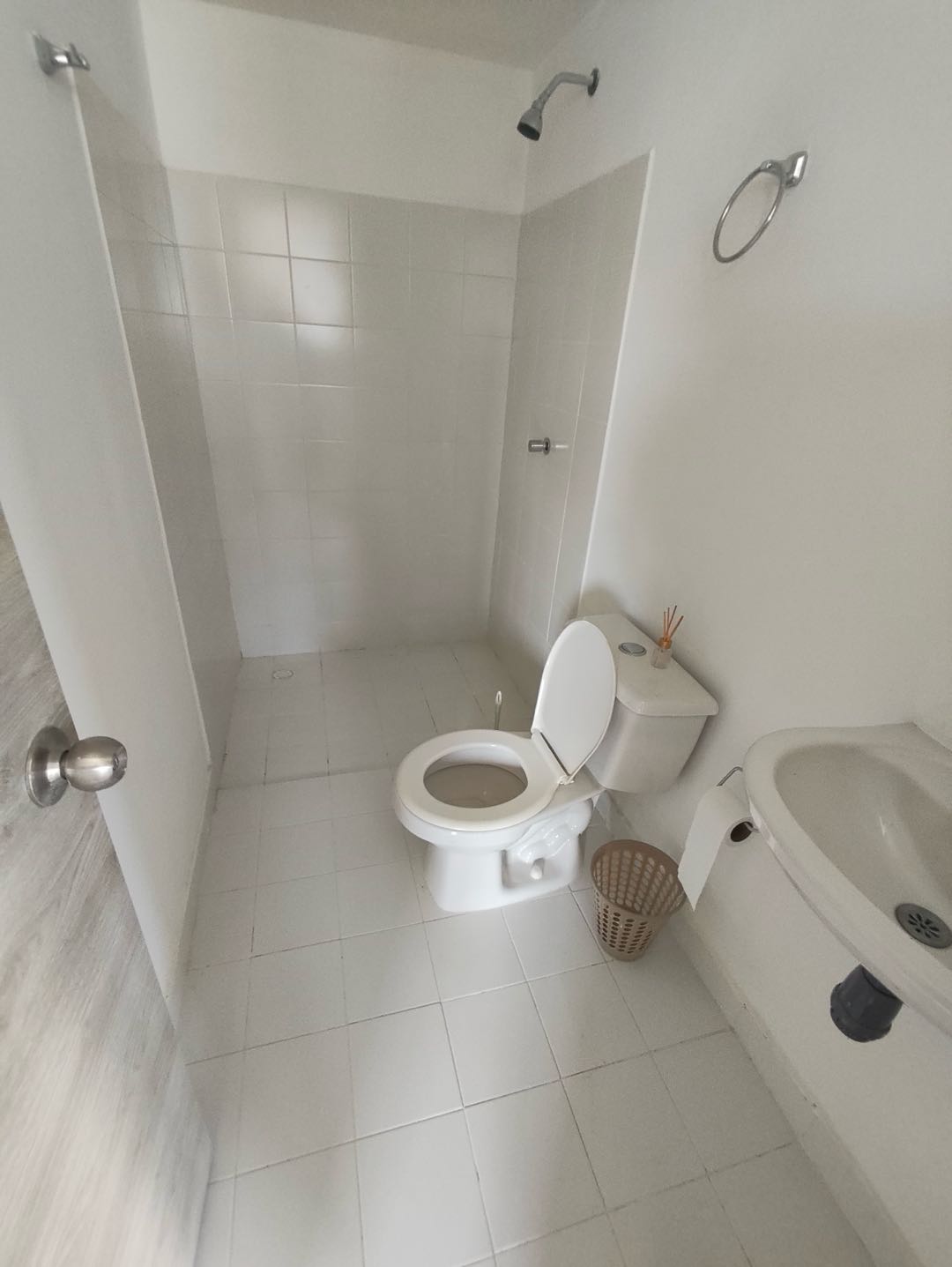 APARTAMENTO AMOBLADO EN ARRIENDO EN TORICES - CARTAGENA