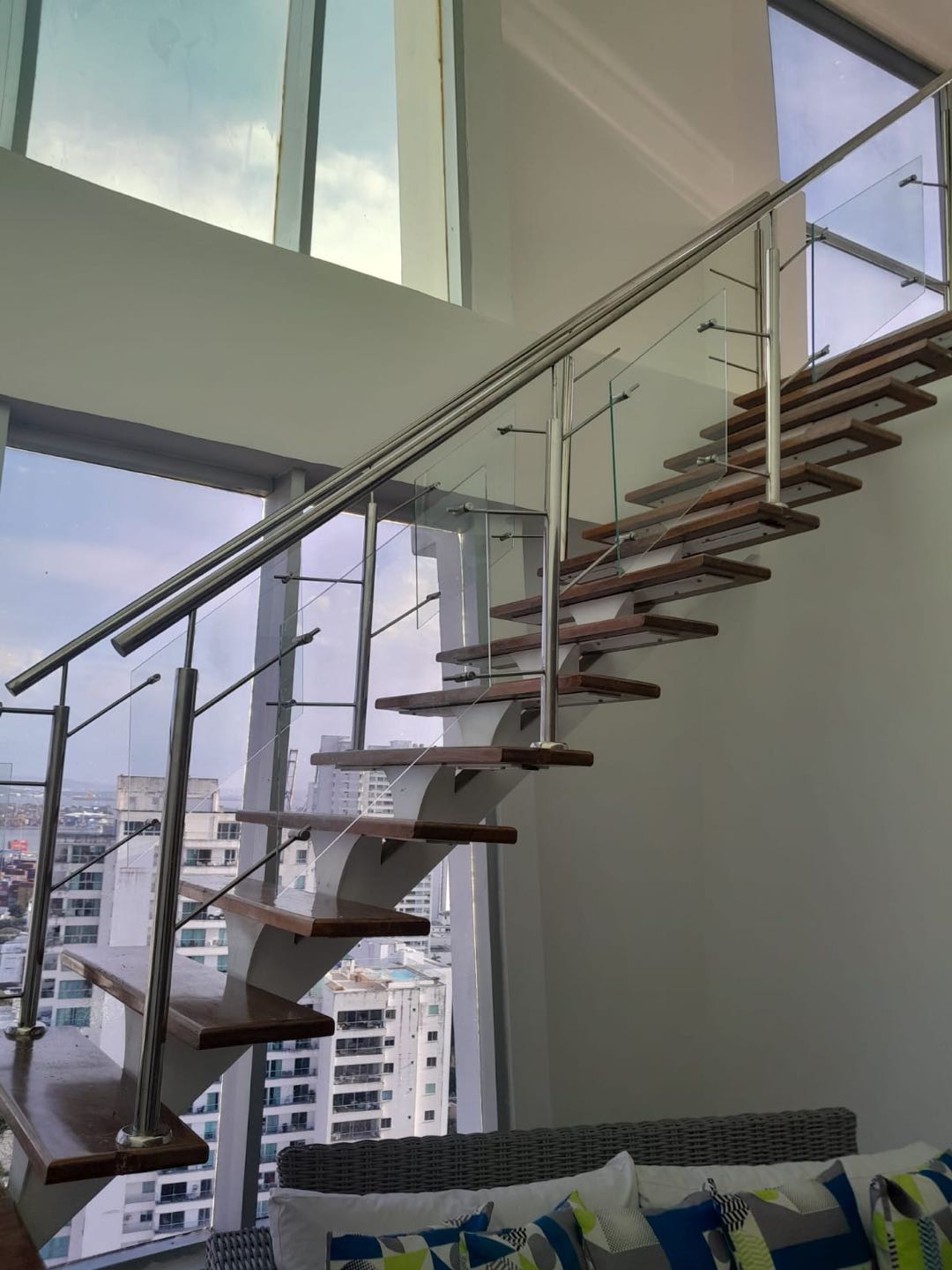 APARTAMENTO AMOBLADO EN ARRIENDO EN MANGA - CARTAGENA