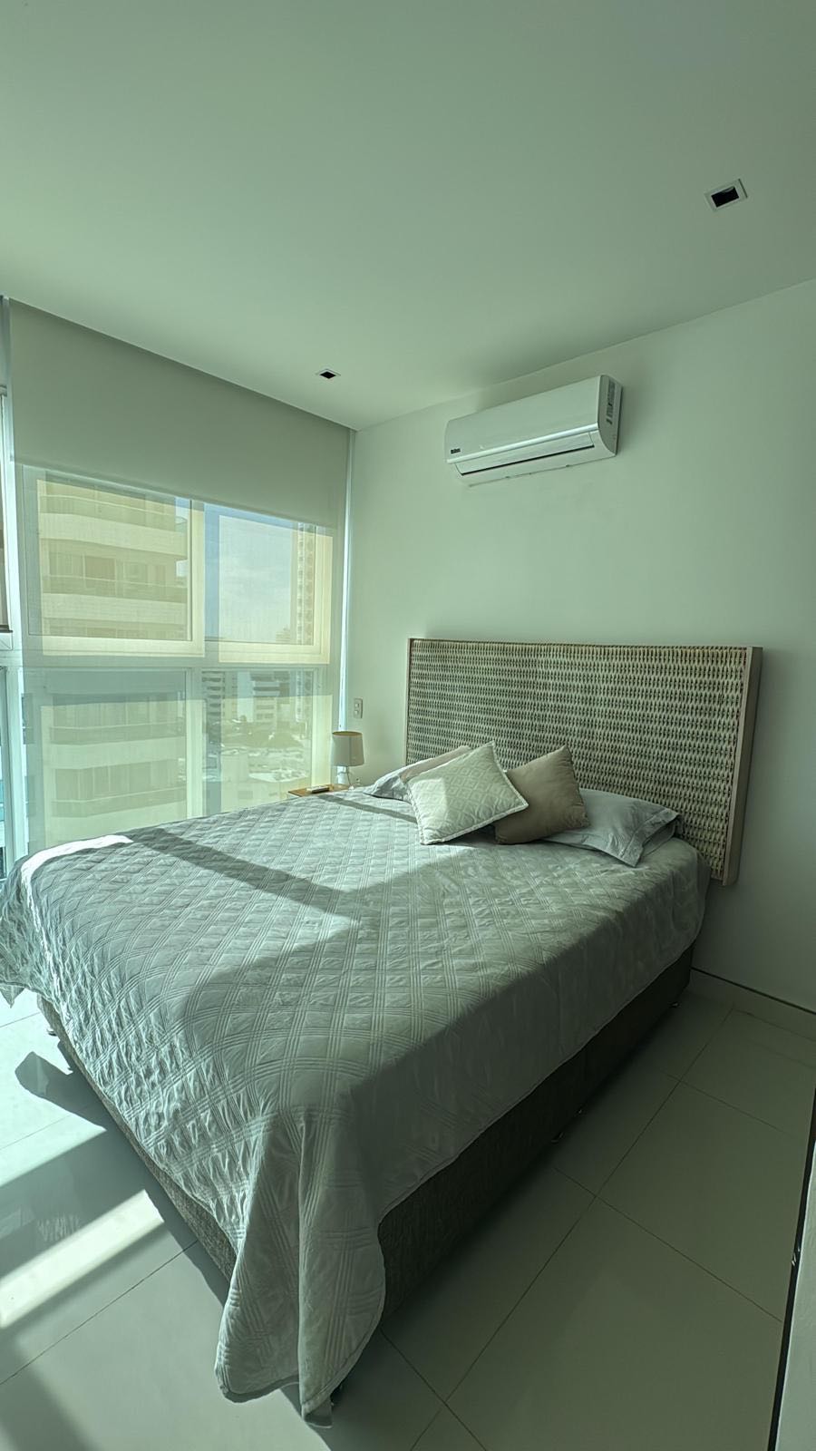 APARTAMENTO AMOBLADO EN ARRIENDO EN CASTILLOGRANDE- CARTAGENA