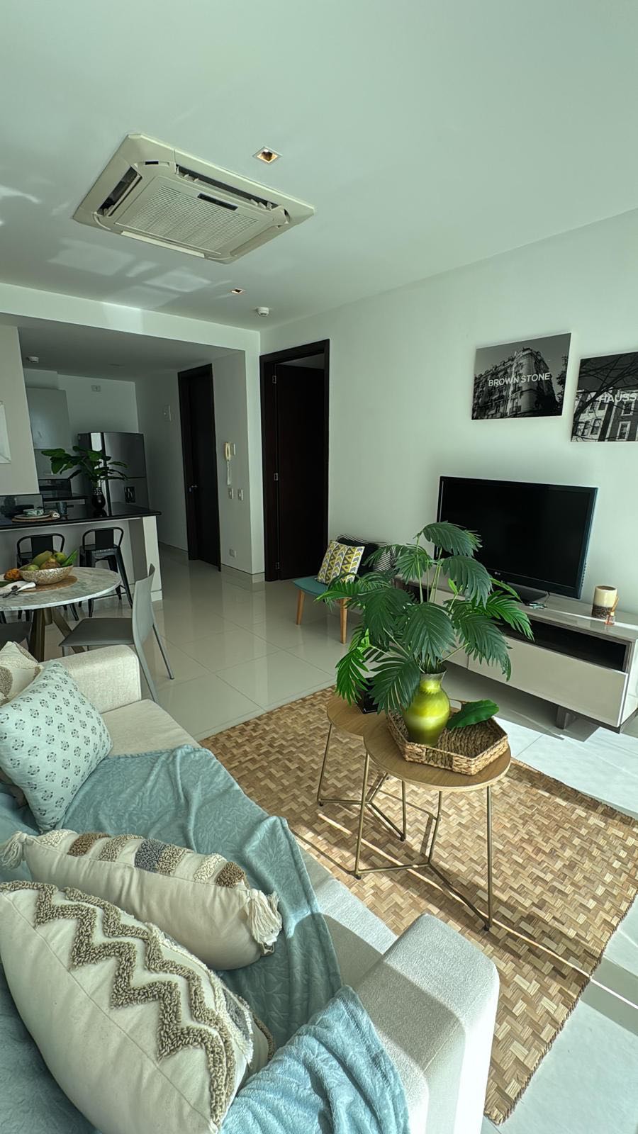 APARTAMENTO AMOBLADO EN ARRIENDO EN CASTILLOGRANDE- CARTAGENA