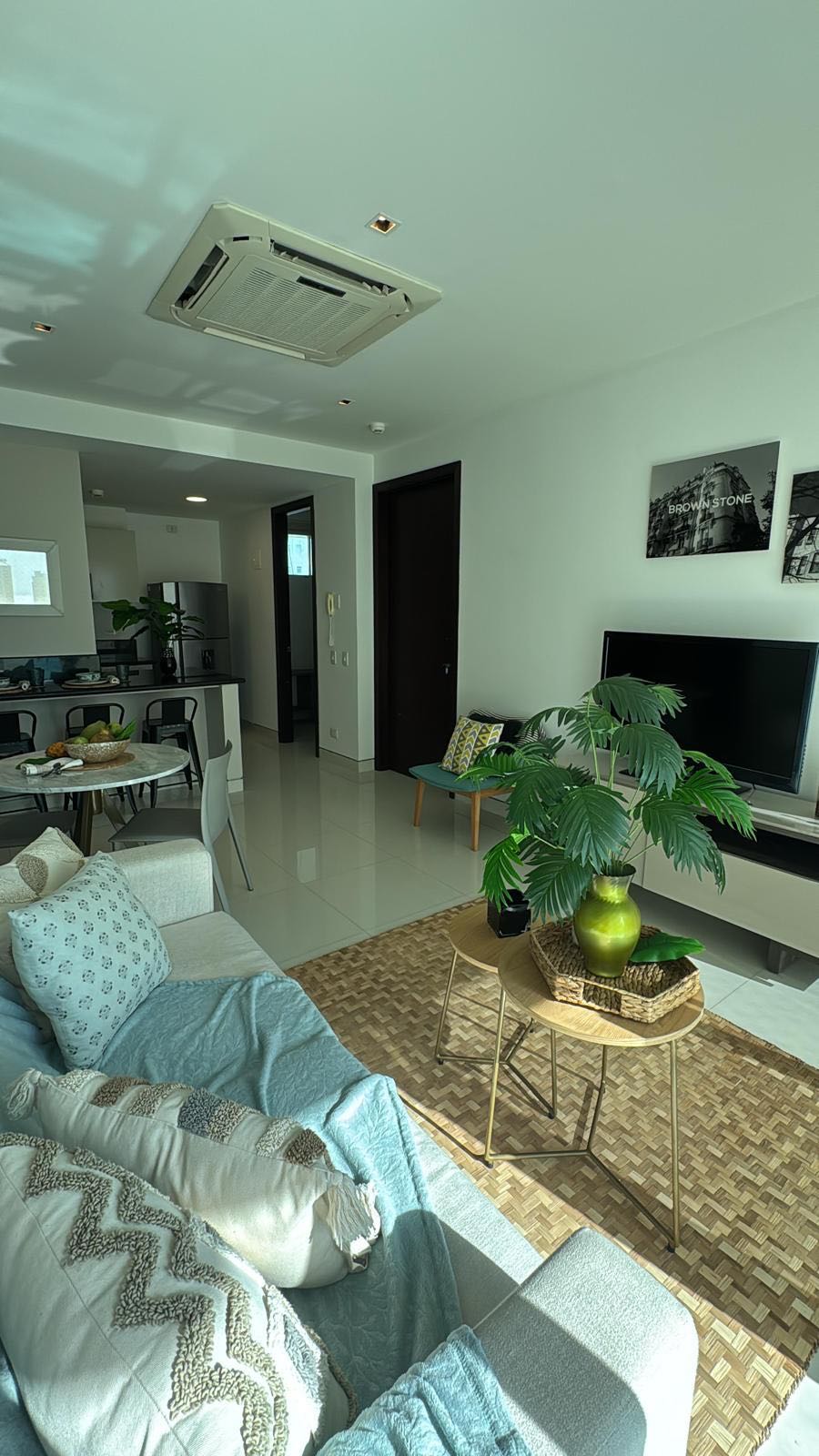 APARTAMENTO AMOBLADO EN ARRIENDO EN CASTILLOGRANDE- CARTAGENA