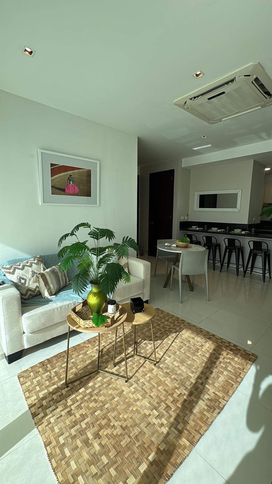 APARTAMENTO AMOBLADO EN ARRIENDO EN CASTILLOGRANDE- CARTAGENA