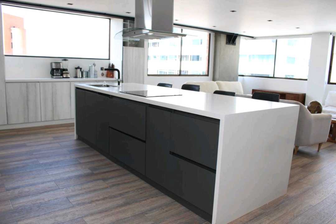 Apartamento amoblado en arriendo Poblado PC12