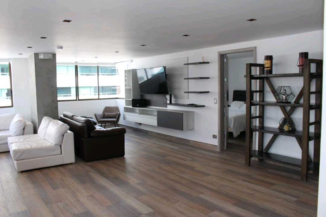 Apartamento amoblado en arriendo Poblado PC12
