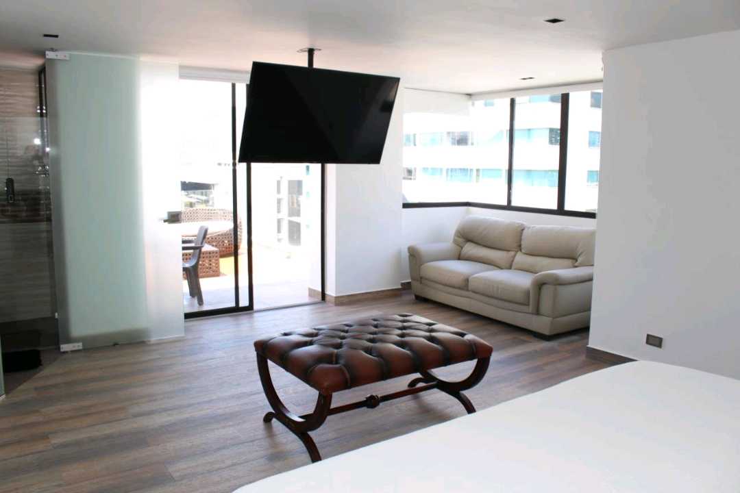 Apartamento amoblado en arriendo Poblado PC12