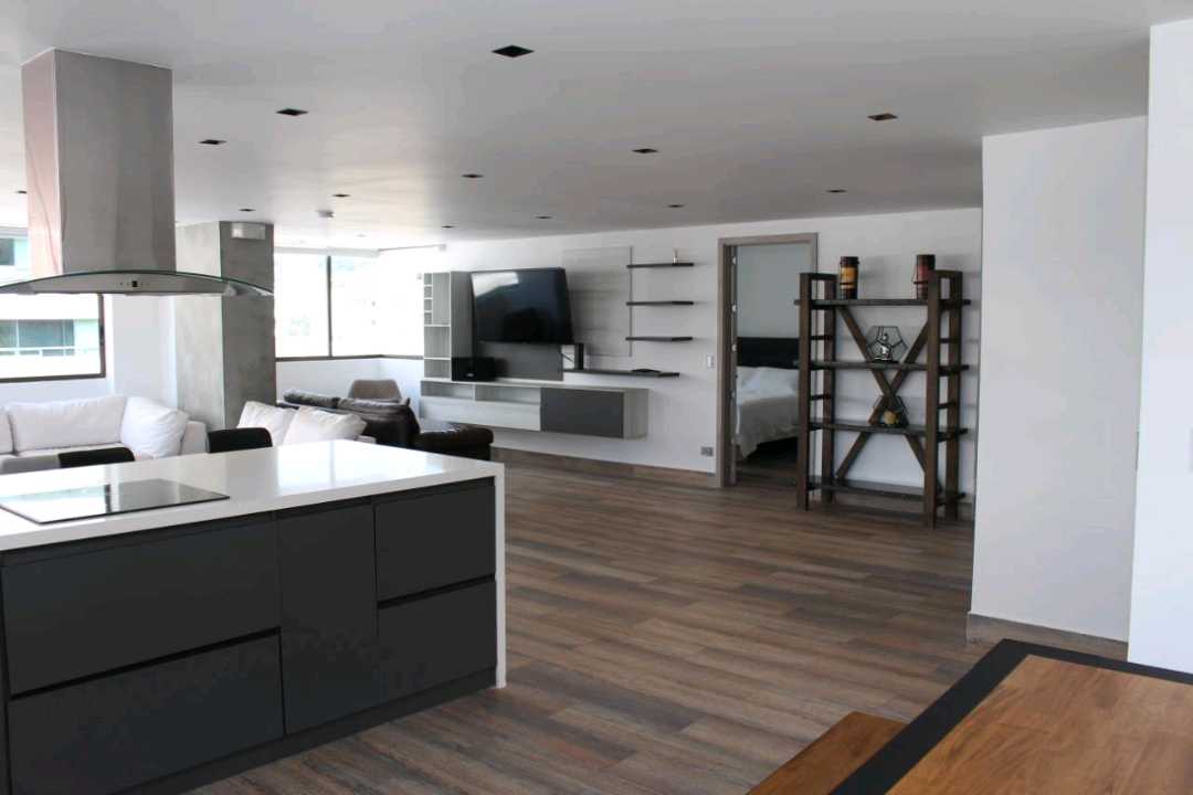 Apartamento amoblado en arriendo Poblado PC12