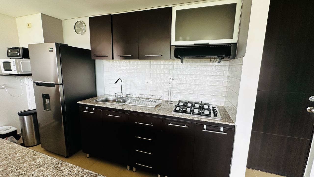 Apartamento amoblado en la mota