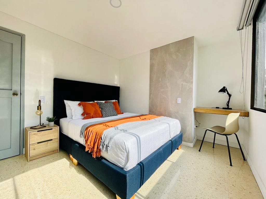 Apartamento amoblado en milla de oro