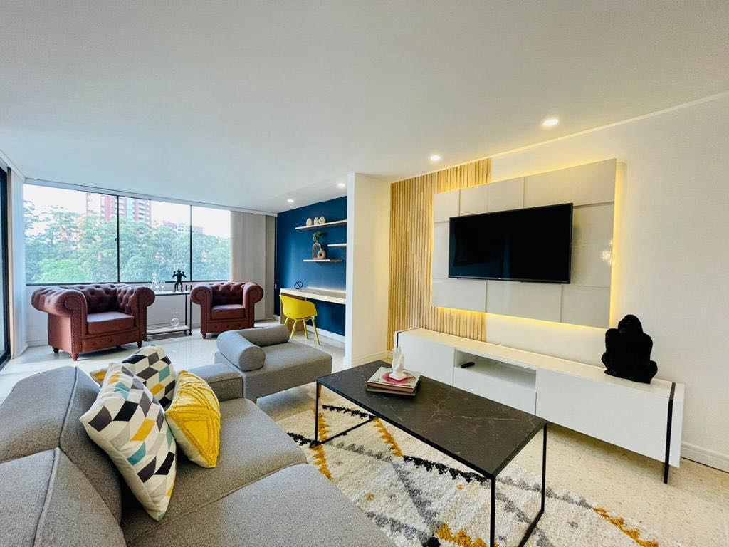 Apartamento amoblado en milla de oro