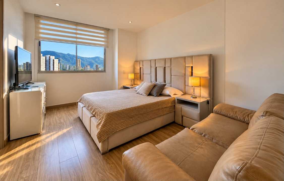 EN RENTA APARTAMENTO AMOBLADO DE LUJO POBLADO SECTOR EL TESORO  — foto 4 de 35