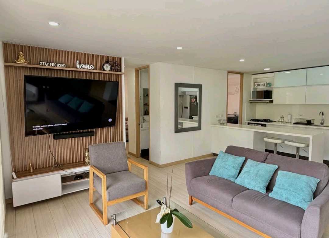 Apartamento Amoblado Intermedia Envigado cerca Terracina