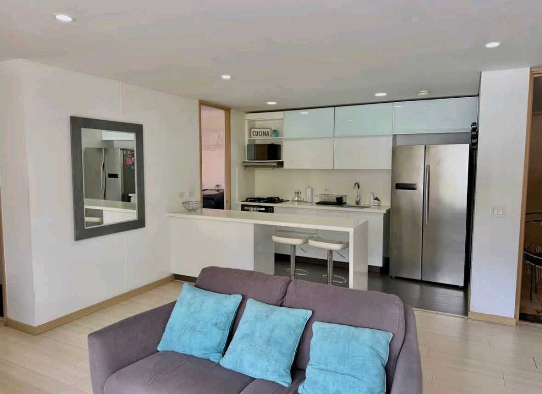 Apartamento Amoblado Intermedia Envigado cerca Terracina