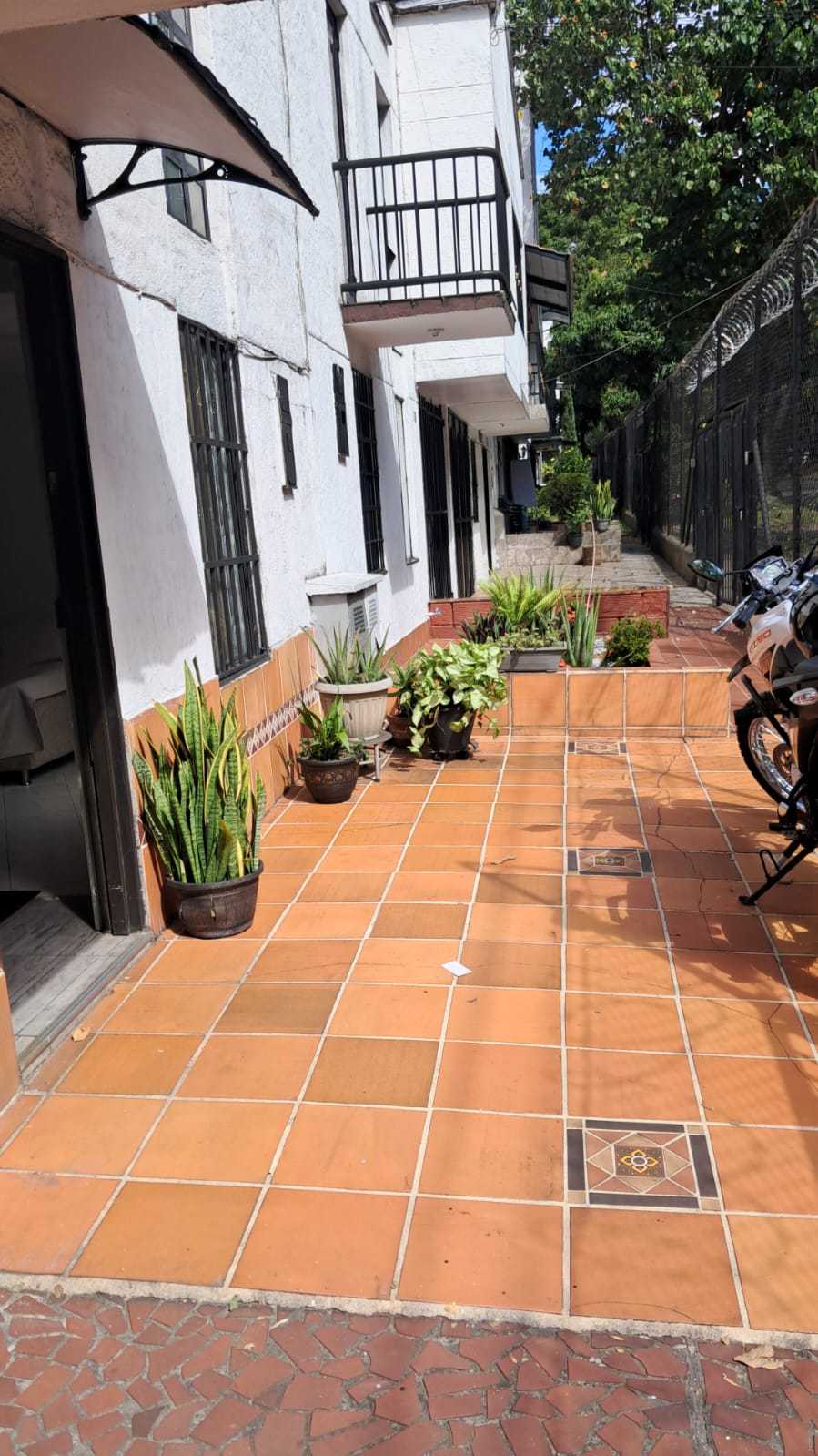 Apartamento amoblado La Mota rentas cortas 8 días airbnb