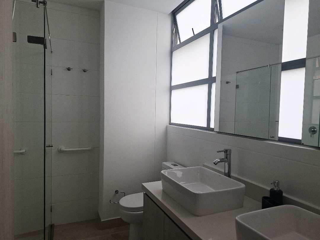 Apartamento arriendo  amoblado Poblado la Linde
