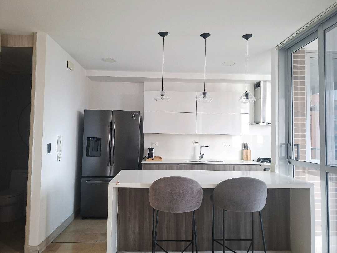 Apartamento arriendo  amoblado Poblado la Linde