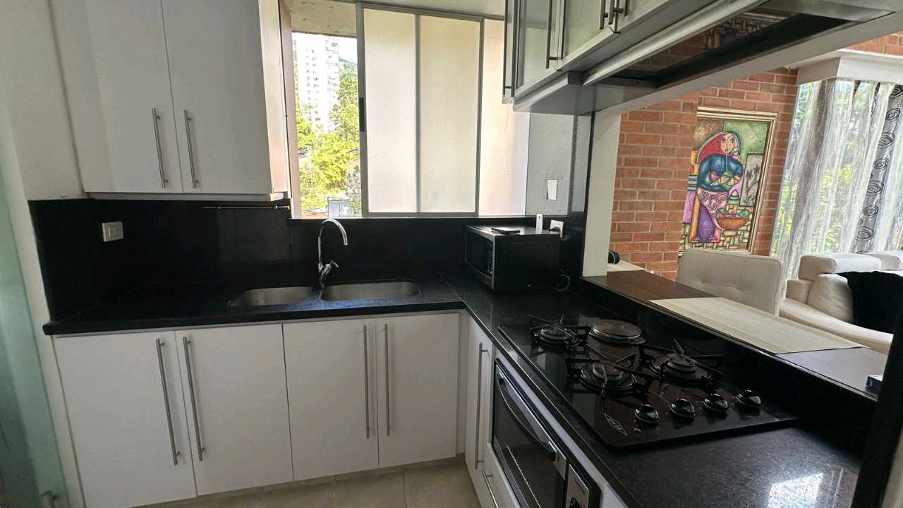 Apartamento amoblado Poblado TW8
