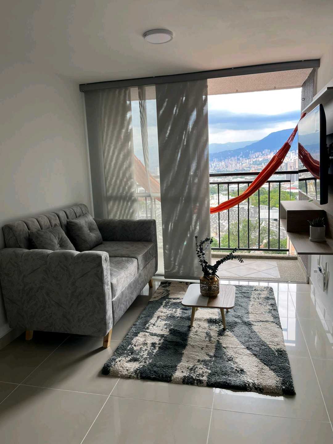 Apartamento amoblado Sabaneta VV