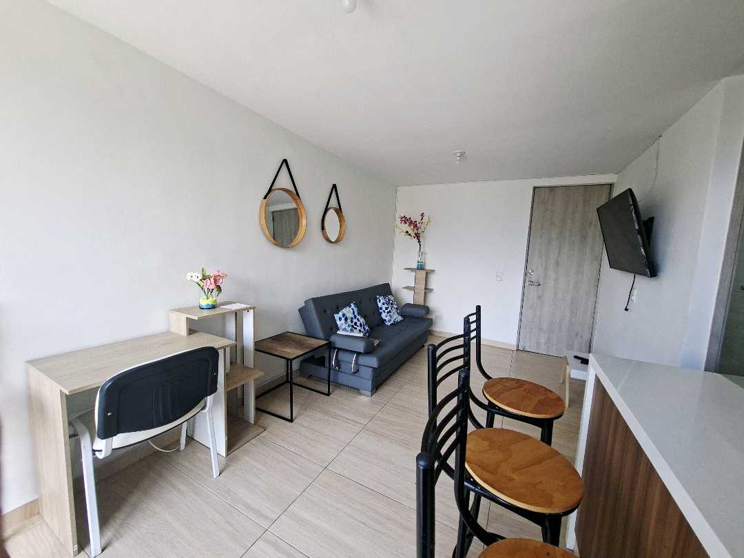 Apartamento amoblado Sabaneta MZ5 Loma de San José