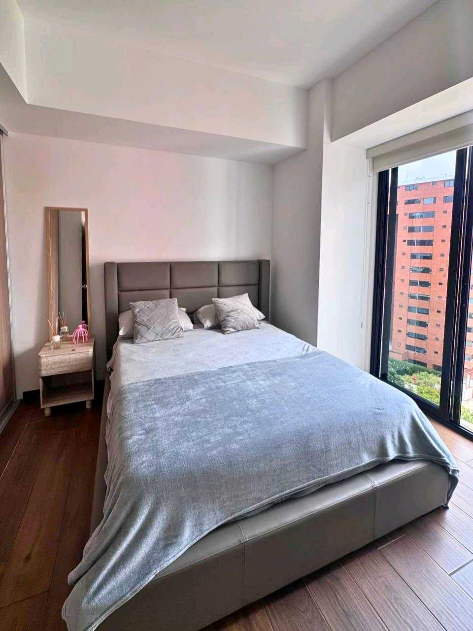 APARTAMENTO AMUEBLEDADO EN VENTA ???? Edificio Casa San Ignacio, Zona 10 - Image 3