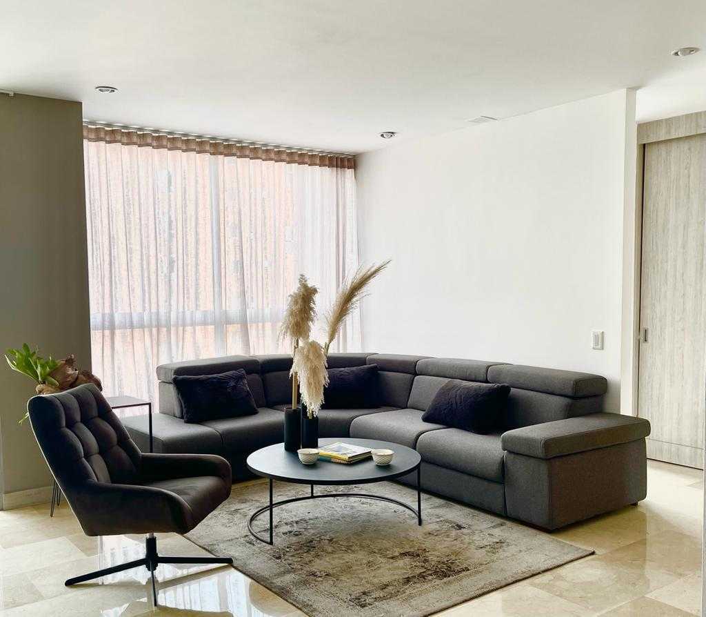 Apartamento arriendo  amoblado Poblado la Linde