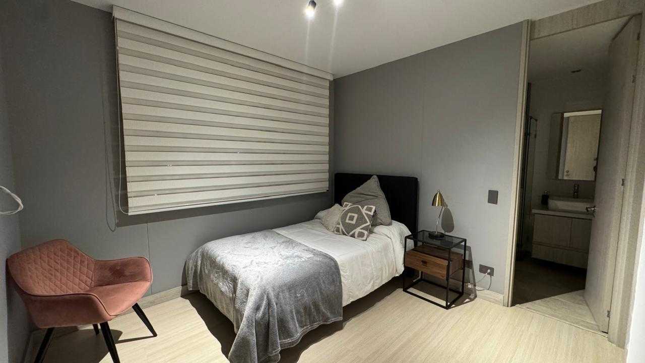Apartamento arriendo  amoblado Poblado la Linde