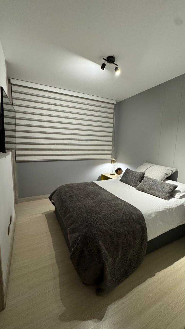 Apartamento arriendo  amoblado Poblado la Linde