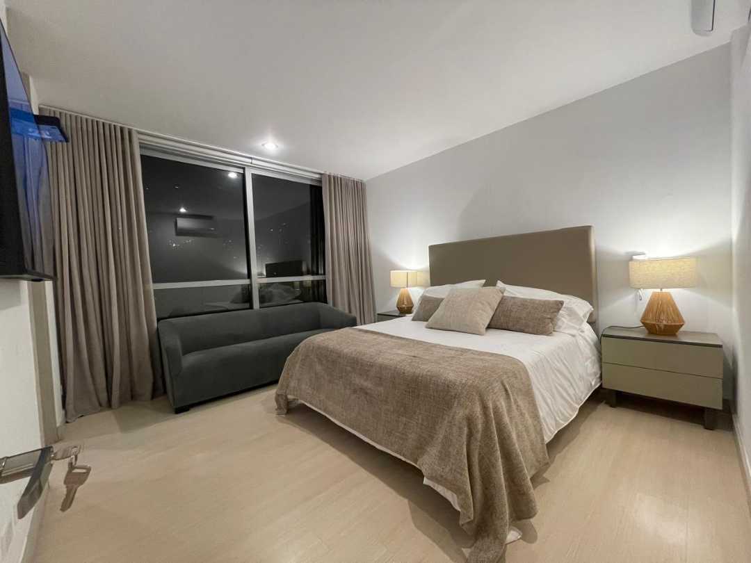 Apartamento arriendo  amoblado Poblado la Linde