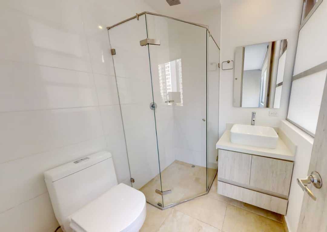 Apartamento arriendo  amoblado Poblado la Linde